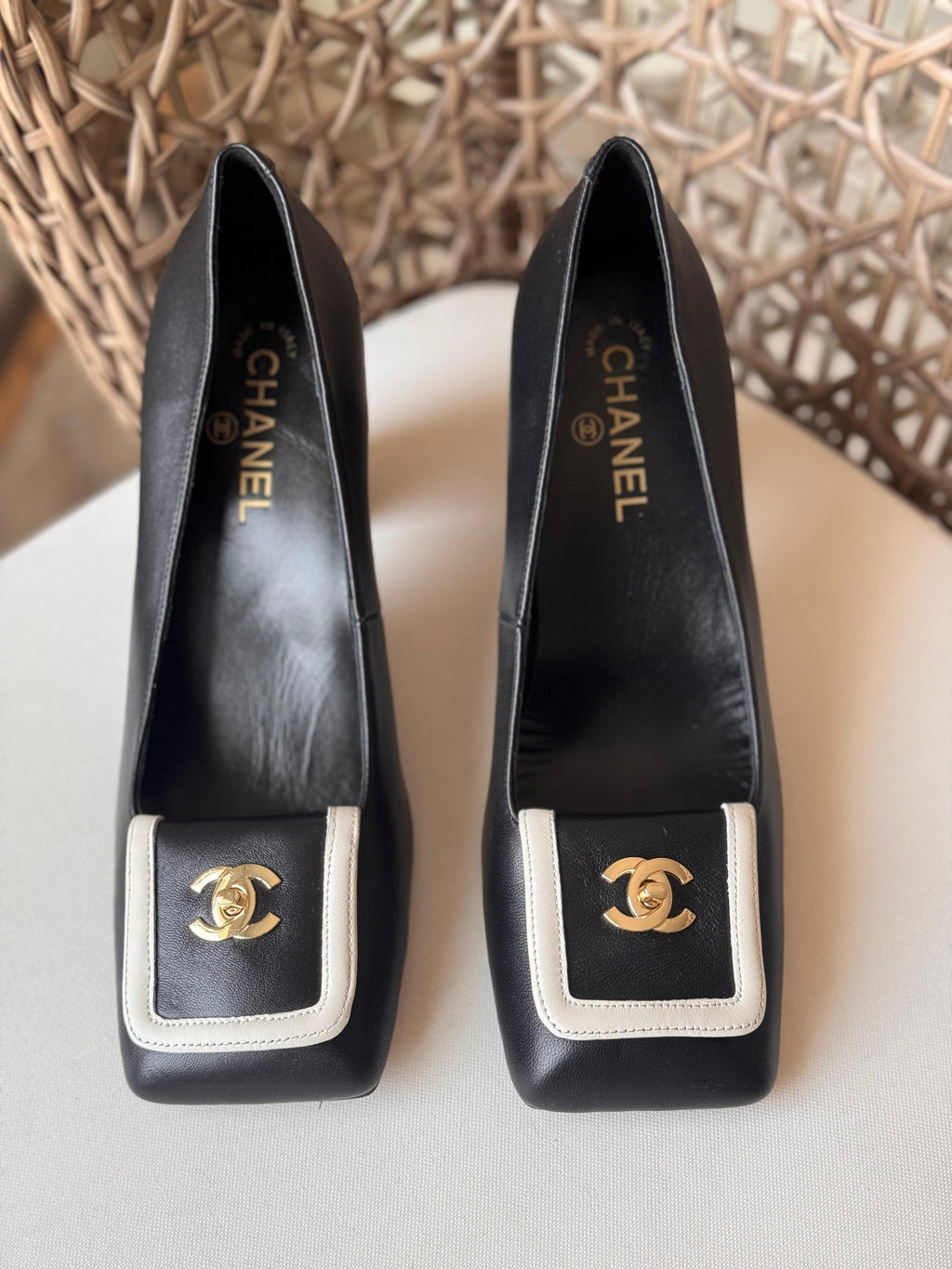 CHANEL Pumps  Lambskin