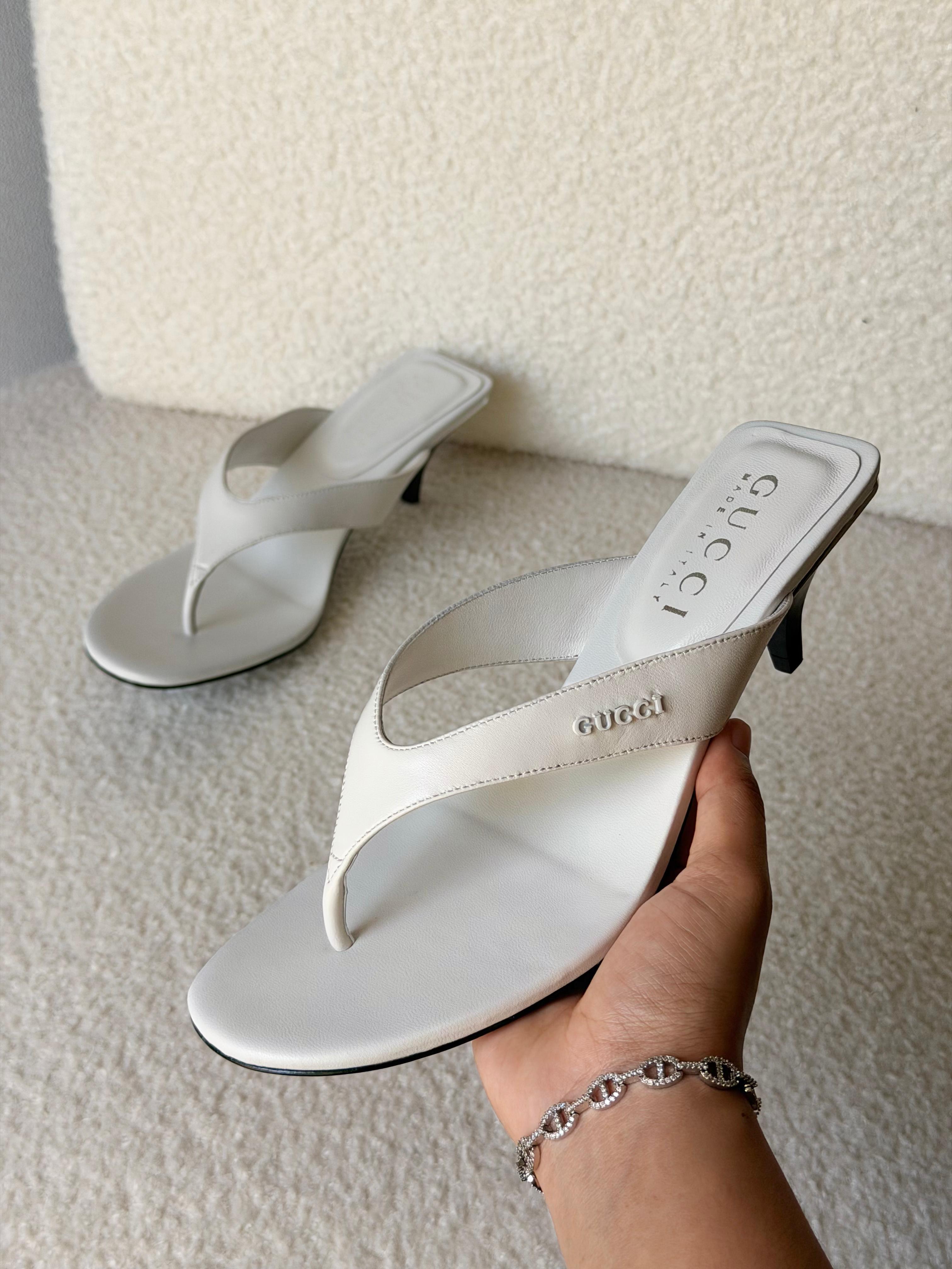 Gucci Vittoria thong sandals