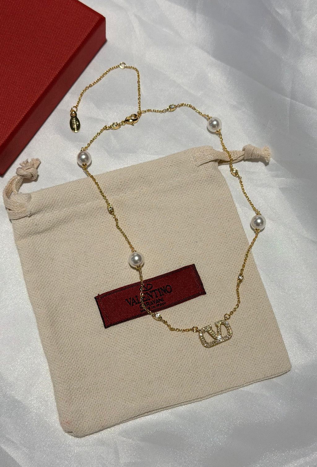 VALENTINO Set⁠ ⁠⁠Necklace, Earrings & Bracelet
