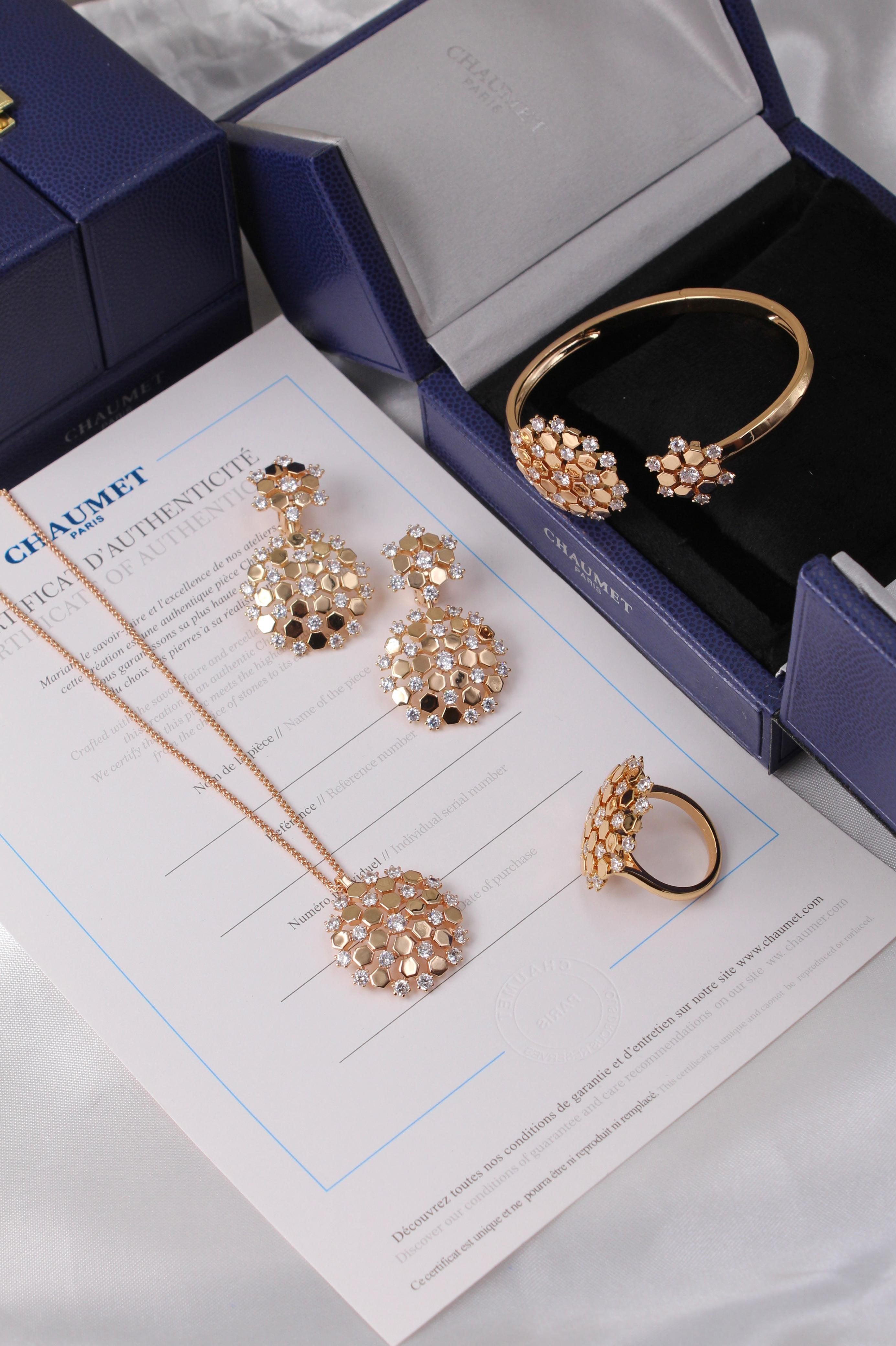 CHAUMET BEE DE CHAUMET Full Set ⁠⁠PENDANT , EARINGS  ⁠⁠BANGLE with RING