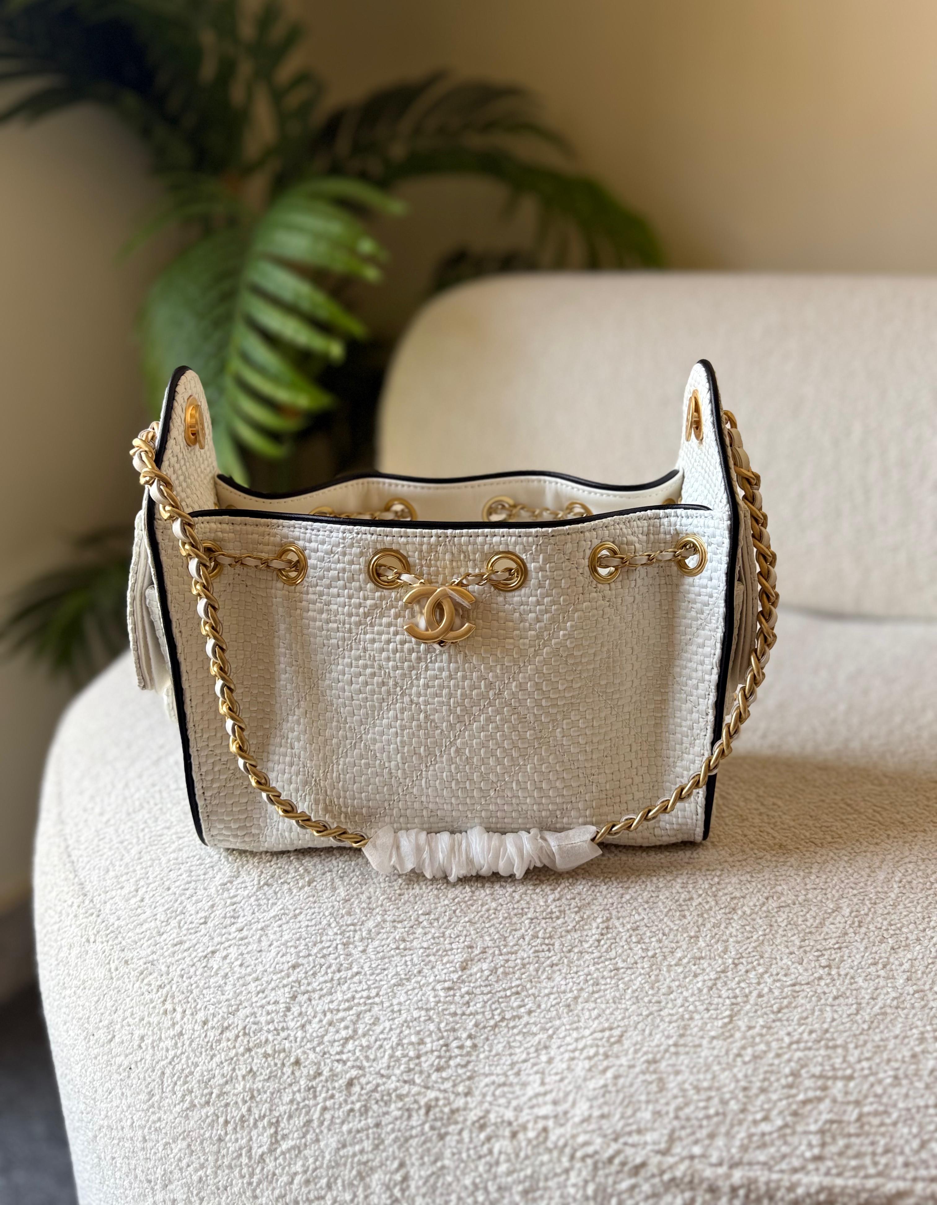 Chanel Small Tote 22 CM