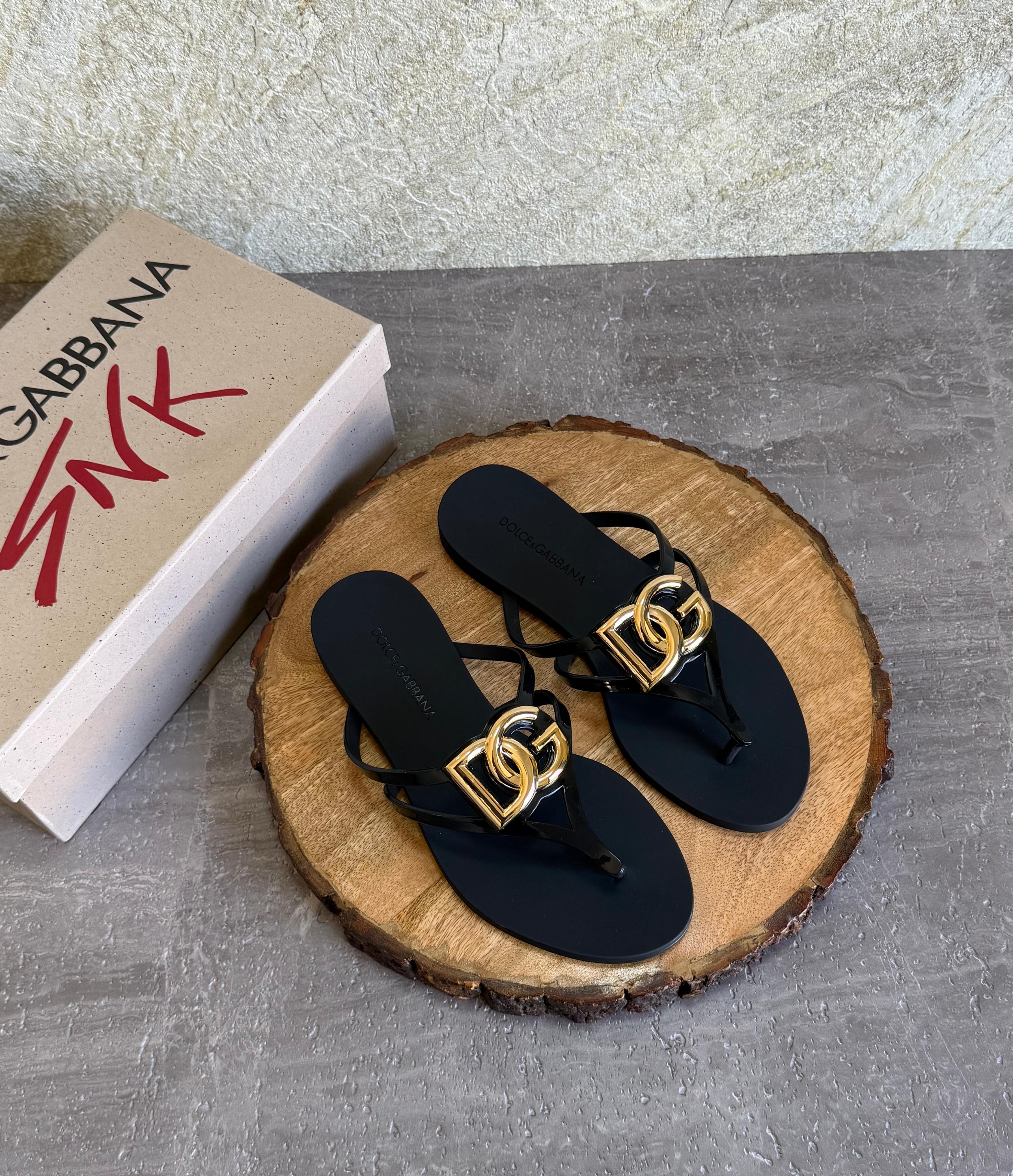 Dolce&Gabbana DG Thong sandals